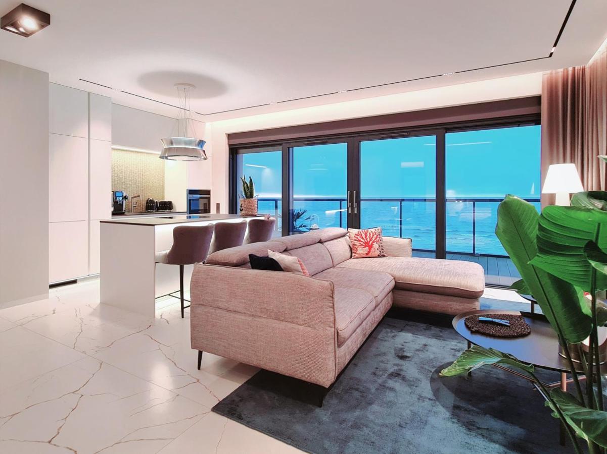 Baltic View Luxury Apartment Gardenia Front จีฟโนฟ ภายนอก รูปภาพ