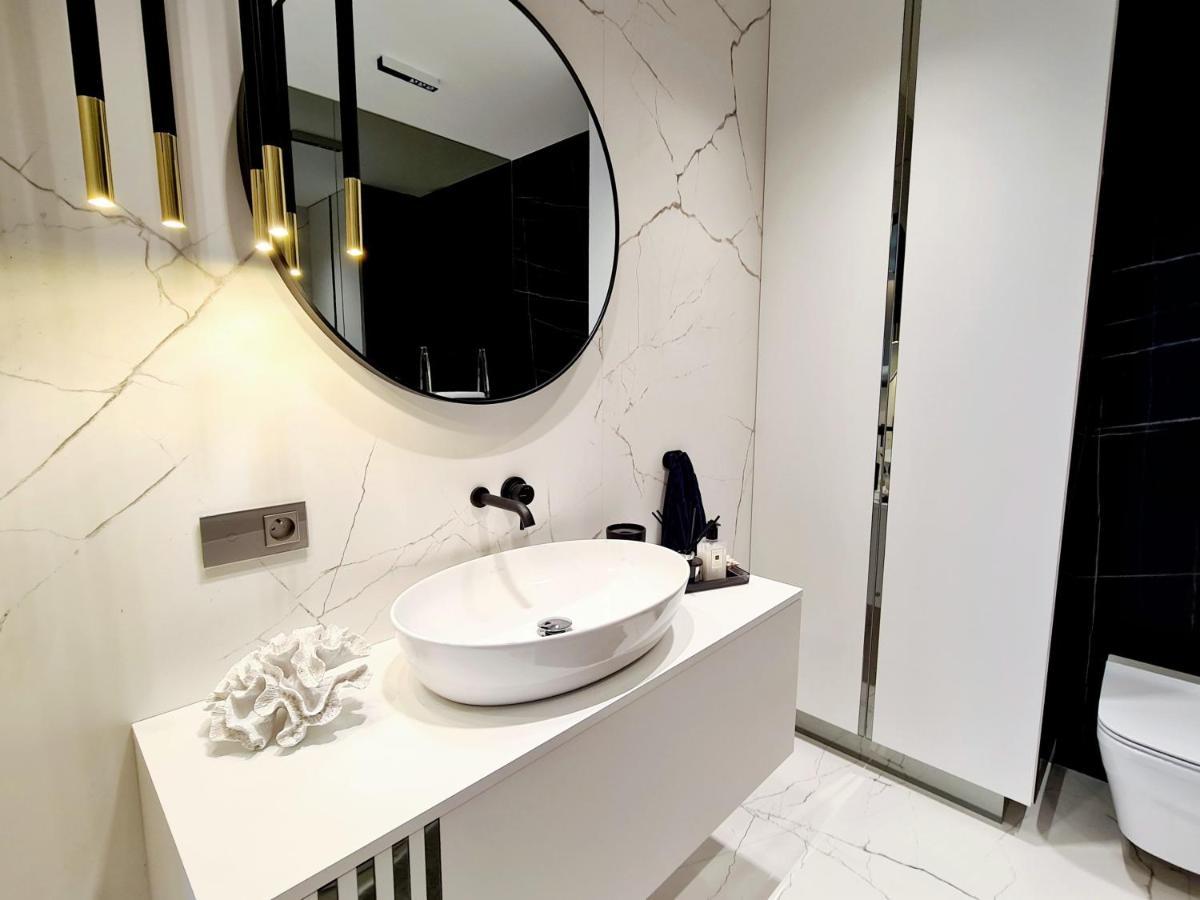 Baltic View Luxury Apartment Gardenia Front จีฟโนฟ ภายนอก รูปภาพ